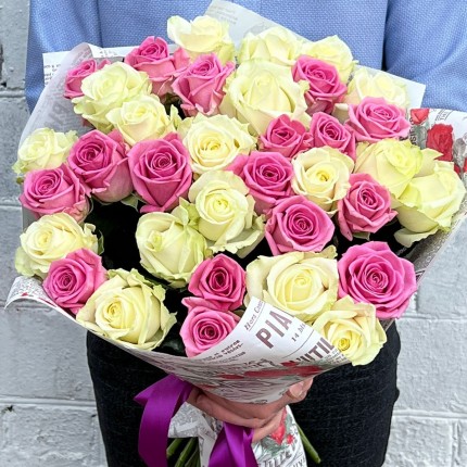 Букет "Розалита" из белых и розовых роз - заказать с доставкой в по Наволокам