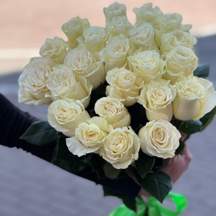 Букет из белых роз - купить с доставкой в по Наволокам